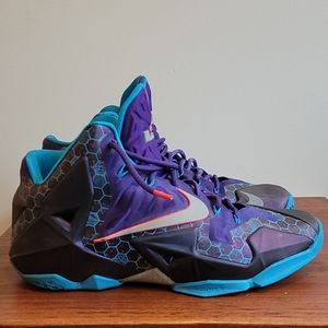 Nike Lebron XI Summit Lakes Sz 11.5